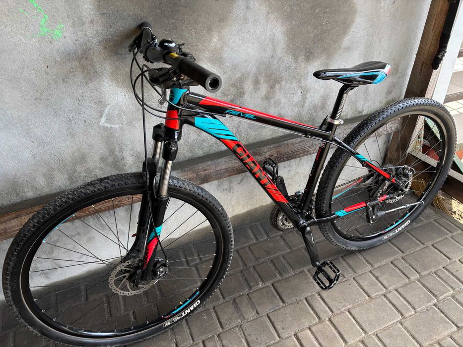 Велосипед GIANT 29