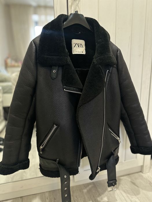 Дублянка Zara, чорна