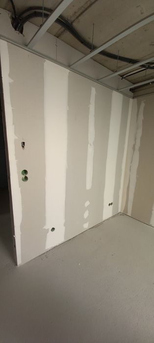 Pladur ,emassamento de juntas, barramento