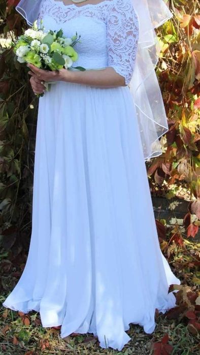 Продам гарну весільну сукню, в ідеальному стані.