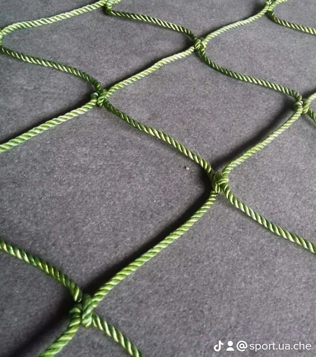 Сетка основа капроновая 40мм. ,цвет хаки.основа для маскировочной сетк