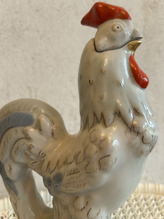 Графин в форме петуха, который часто называют «La Brocca di Gallo».