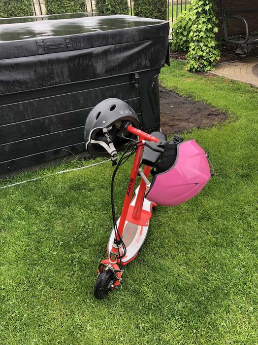 Hulajnoga elektryczna "RAZOR"