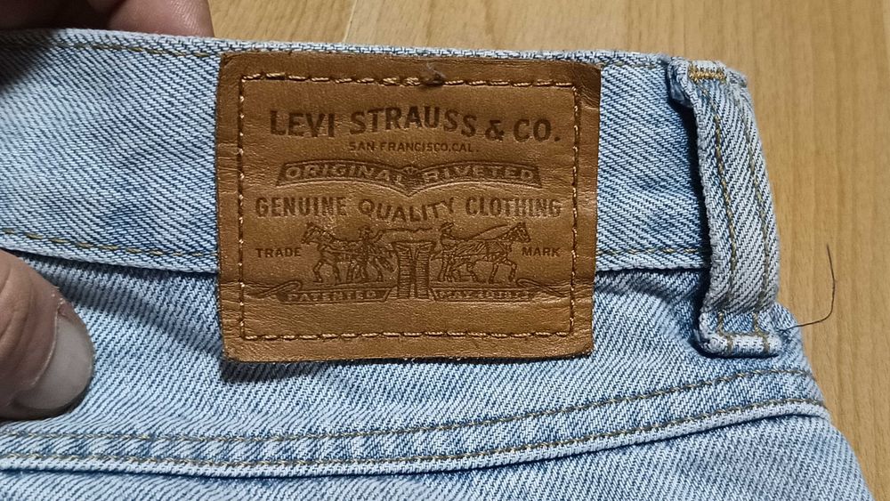 Krótkie spodnie jeansowe LEVIS PREMIUM r.S stan bardzo dobry