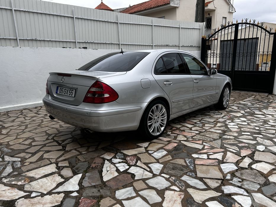 Mercedes-bens E270