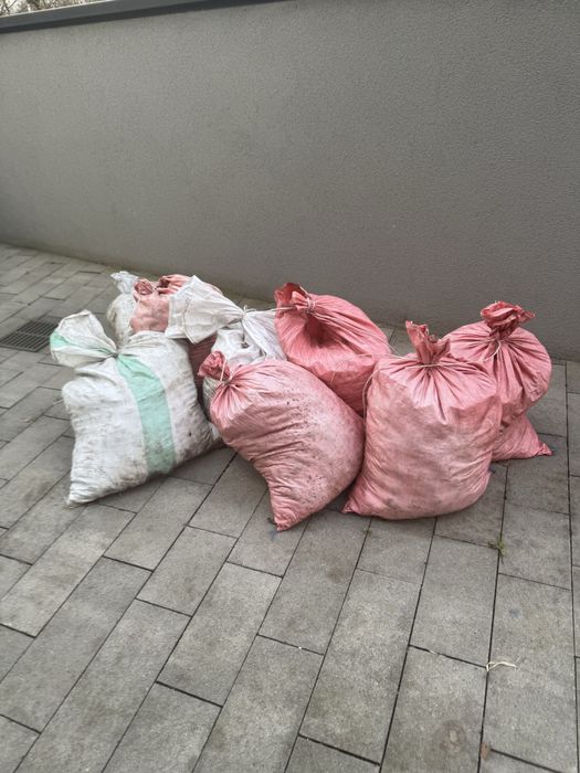 Naturalny koński nawóz