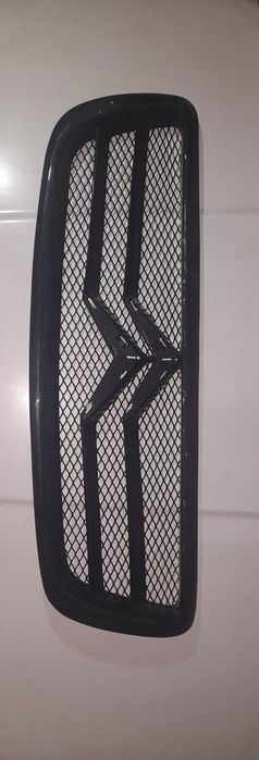 Citroen C2 - Grelha e spoiler