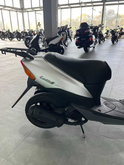 Скутер Suzuki Lets 2