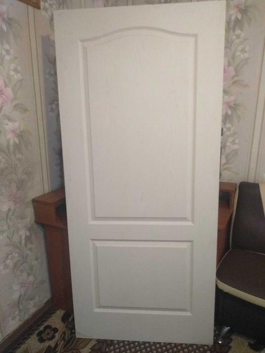 Продам міжкімнатні двері 90см