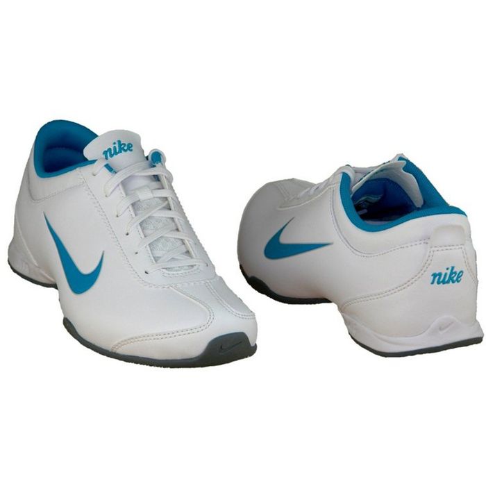 Кросівки Nike Wmns Air Musio 38.5 (24.5)cm