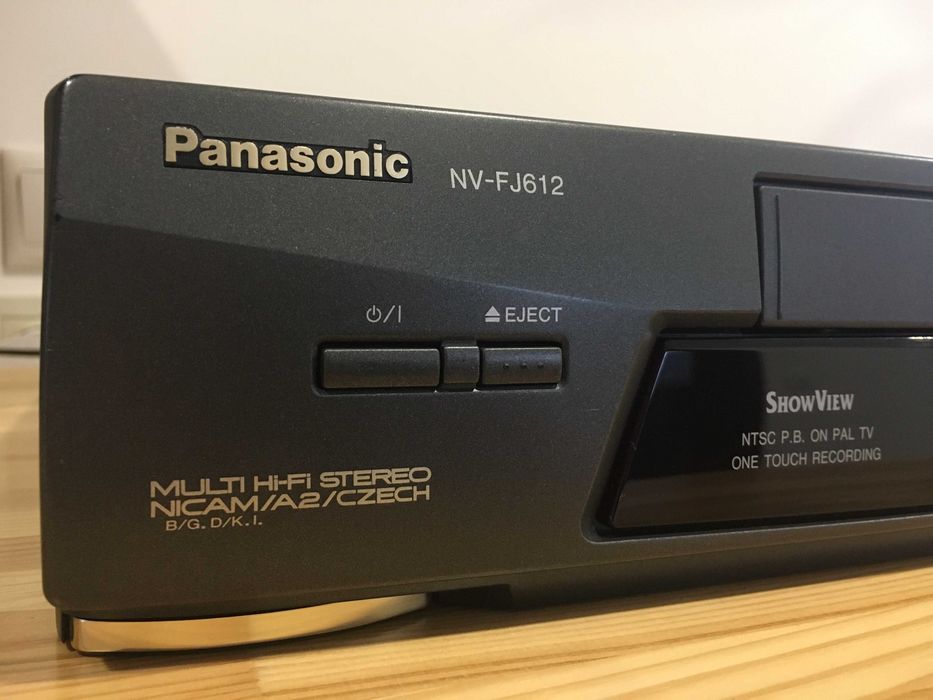 Panasonic NV-FJ612 ( HI-Fi stereo відеомагнітофон )