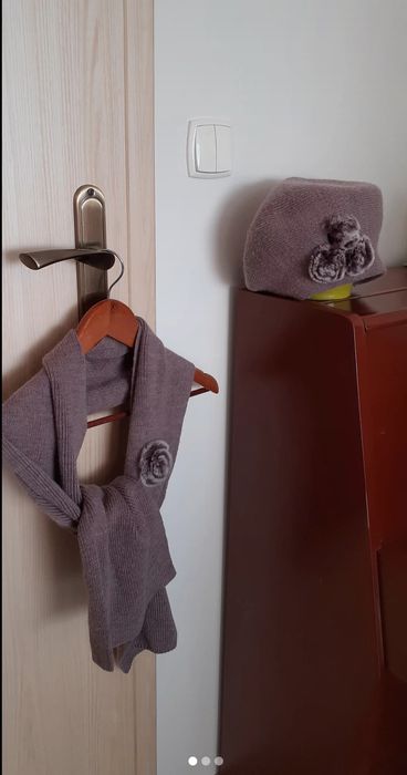 Komplet szal z czapką