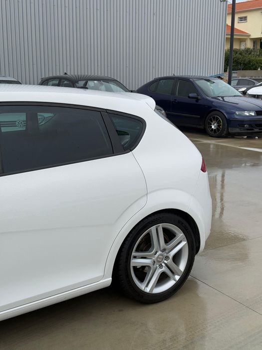 Seat Leon FR 1.6 TDI poucos km