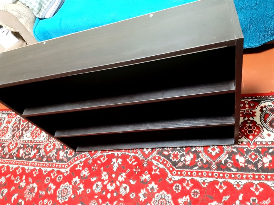 Полиця настінна б/в