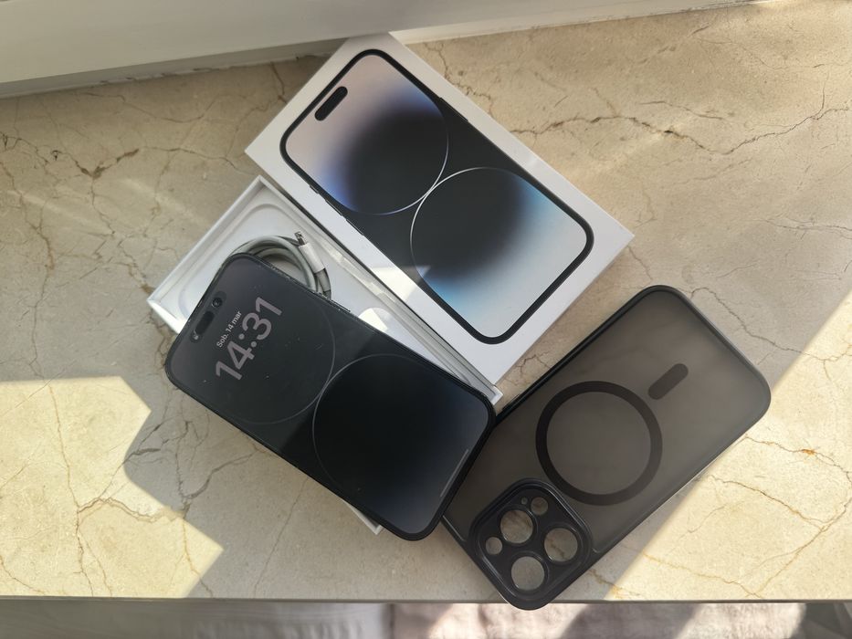 Sprzedam IPHONE. 14 PRO Bateria 100%