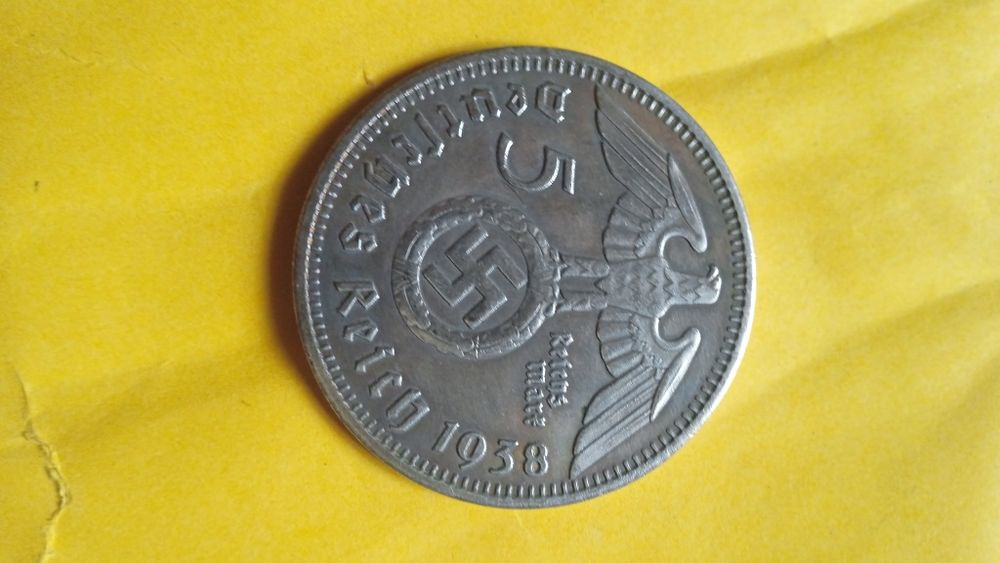 Коллекционная монета.