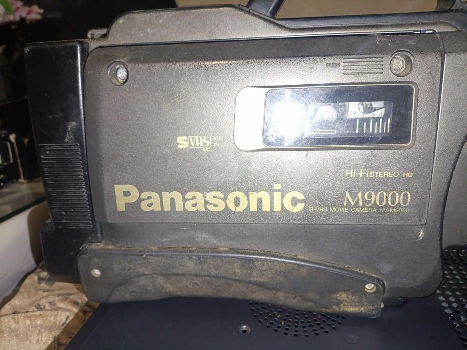 Видеокамера Panasonic M9000 формат S VHS на запчасти