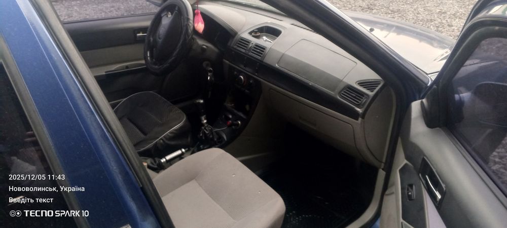 Продам Geely CK, 2008 рік

Продаю надійне та економне авто.
Двигун 1.3