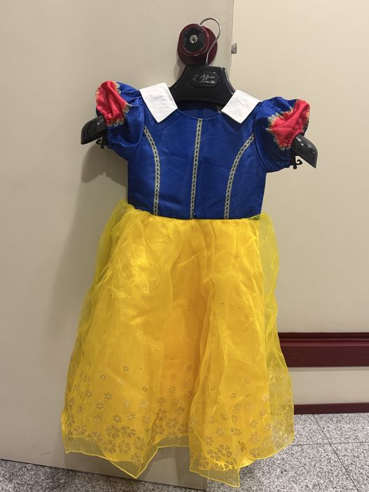 Fato carnaval branca de neve NOVO 4 anos