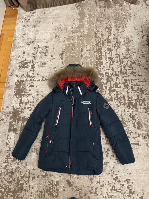 Зимова курточка для хлопчика 146