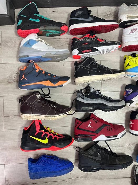 Колекція кросівок Nike & Jordan (ТІЛЬКИ ПРАВІ). Нові Для кастому та декору ремонт взуття