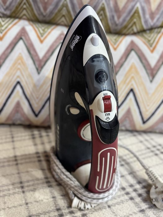 Продам праску Elbee  2000 Вт