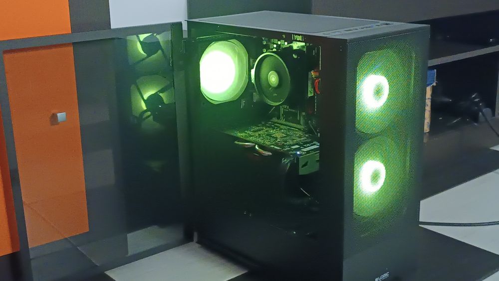 Komputer z RTX 5050 | Ryzen 4500 | 16GB RAM