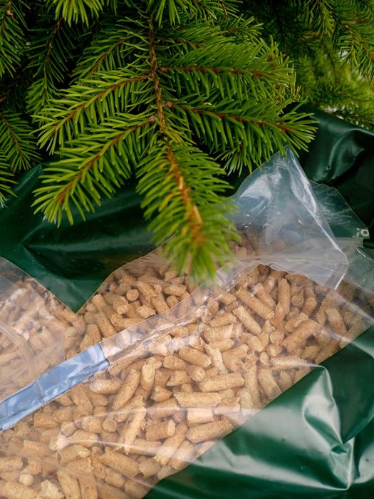 Pellet GOLDEN FIRE 6mm Certyfikowany A1 EN PLUS, Dostawa Gratis