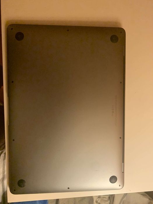 Macbook air 13' m1 Boas Condições! (Ecrã Rachado)