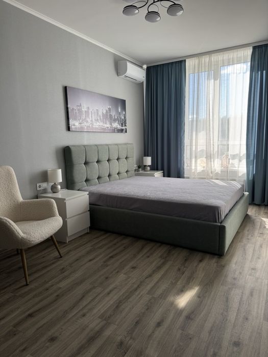 Простора 1к квартира з ремонром! Укомплектована меблями і технікою