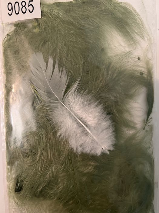 Натуральные декоративные перышки