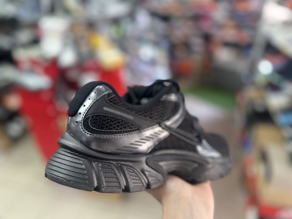 Кросівки Nike V5  ( РОЗМІР 44  )