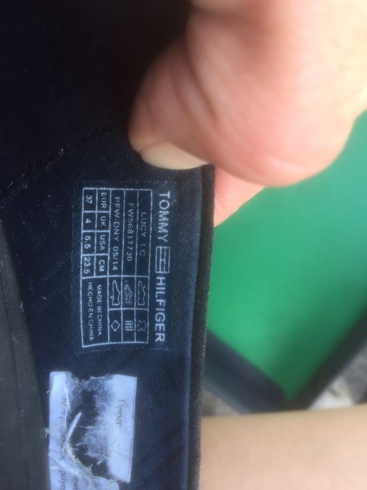 Продам женские туфли