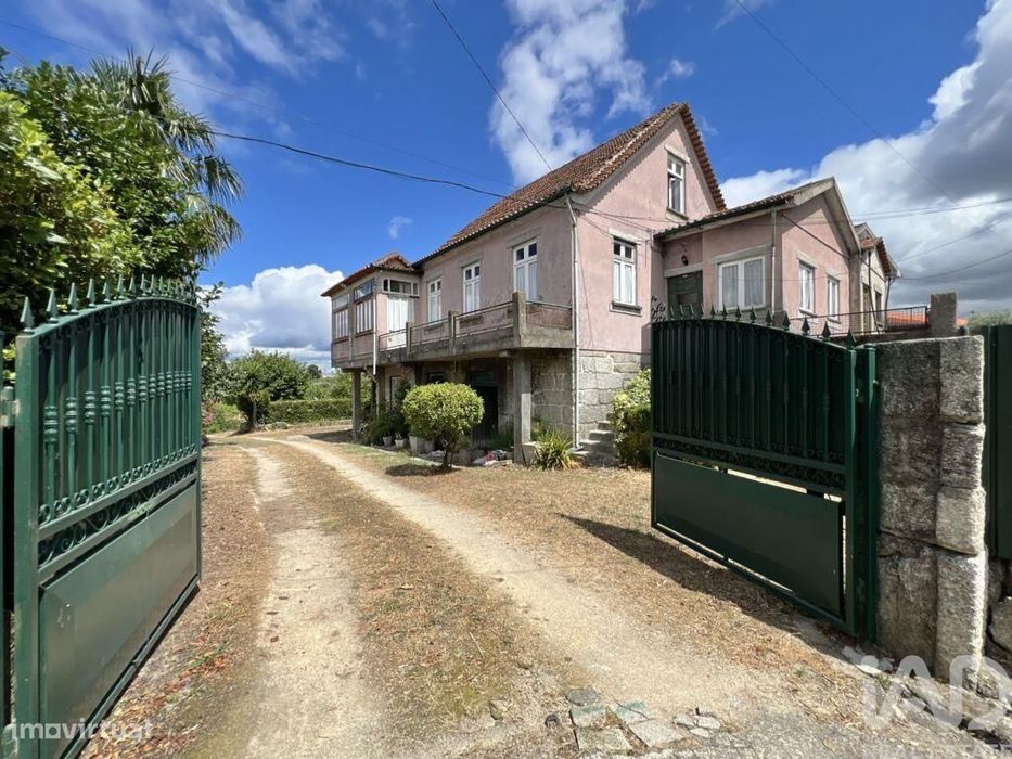 Quinta T6 em Carvalhal Redondo e Aguieira de 200 m2