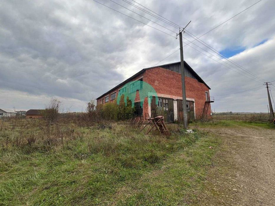 Продається приміщення 857 м2 в с. Комарів, 5 км до траси Н09! (25)