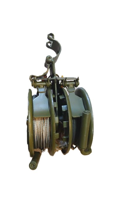 Wojskowa wyciągarka / wciągarka ręczna dwubębnowa