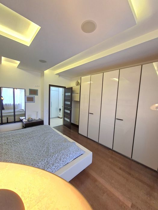 Продаж 2К . на Печерську ! 4 поверх ! Князів  Острозьких 46/ 2