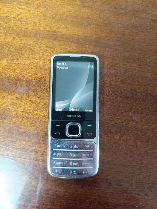 Муляж Nokia 6700 Classic Silver (Макет / Для коллекции)