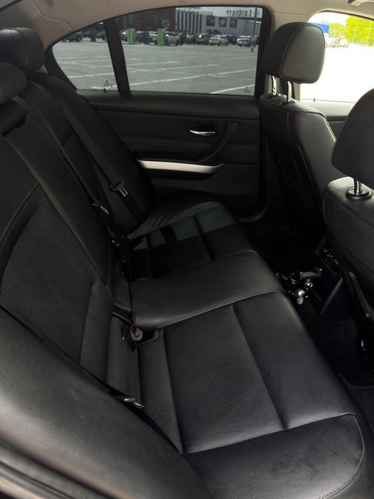 BMW E90 2010 Restyling