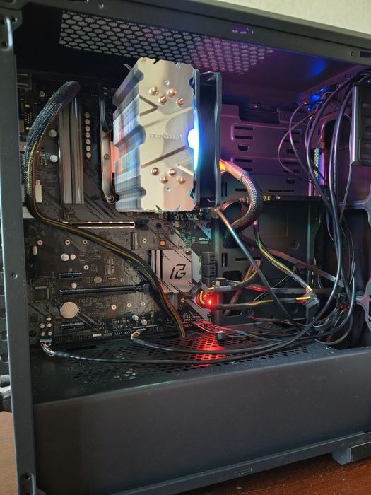 Мощный ПК: Ryzen 7 5700G, 32ГБ ОЗУ, SSD, БП 750W