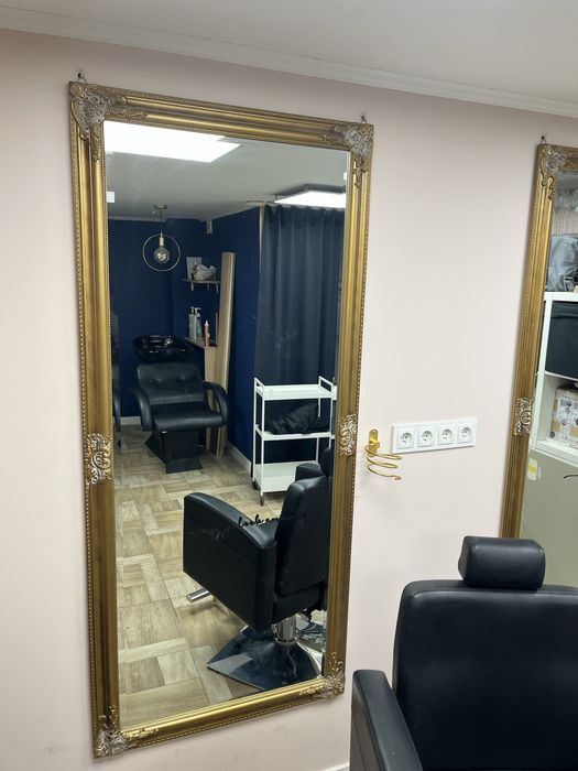 Dwa złote lustra JYSK