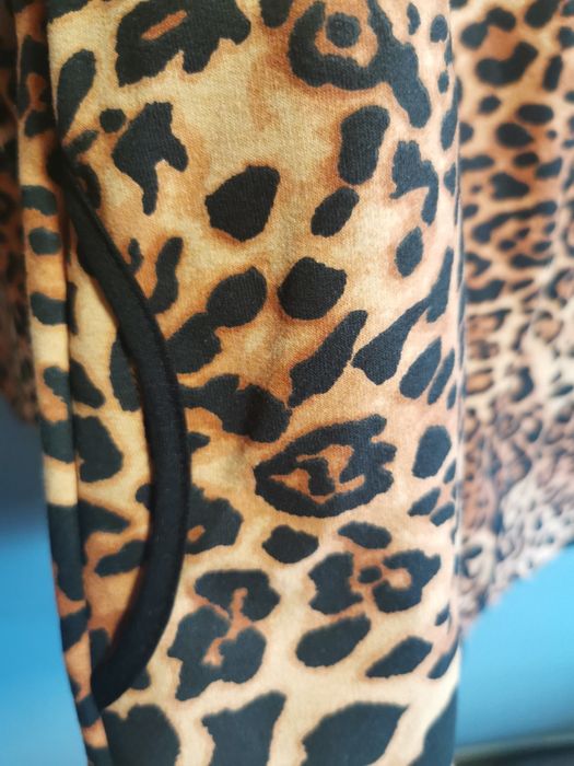 Bluza panterka z kapturem