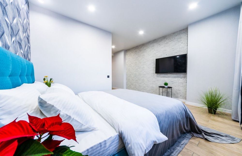 Посуточно!Квартира на Бажана 17,біля м Бориспіл