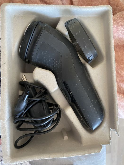 Бритва з тримером Філіпс