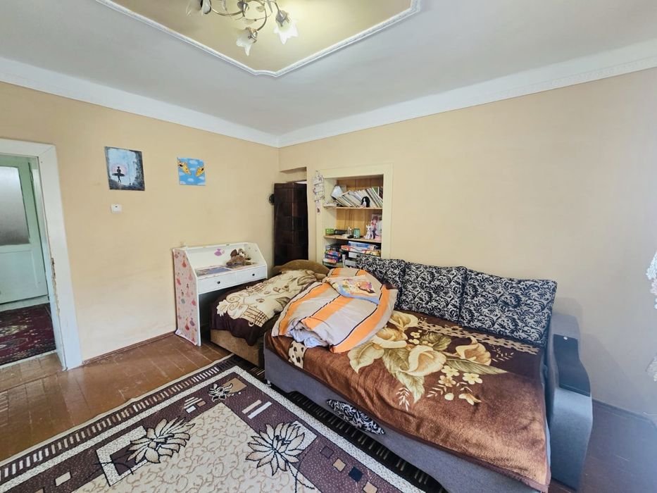 Продаж будинку в м.Берегове, 77 кв.м, 10 соток ділянки