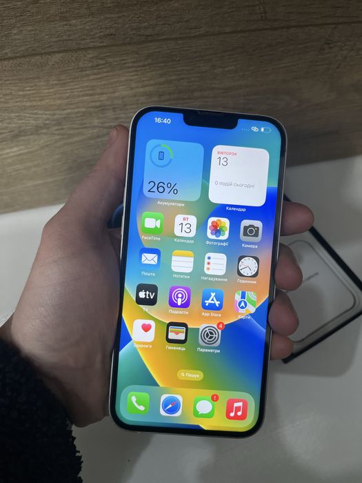 iPhone 14 Plus 128 ГБ білий, батарея 100%