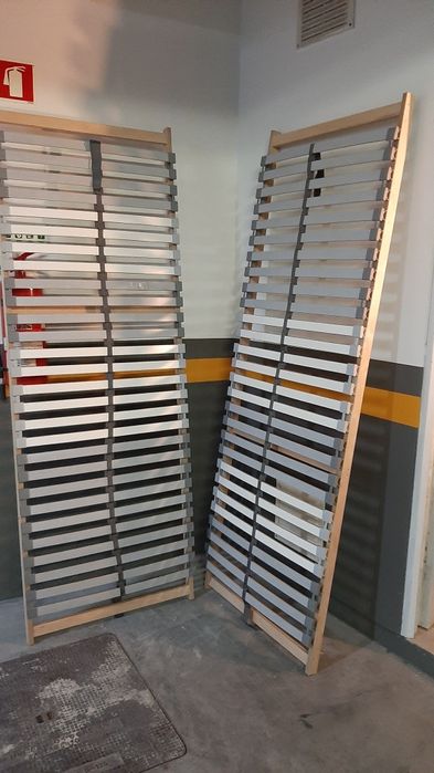 Atualização - Mobília IKEA Usada à Venda (Chiado)