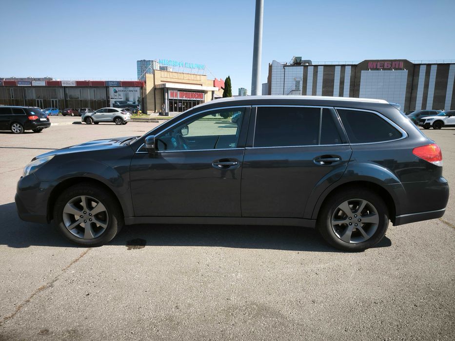 Subaru Outback 2014