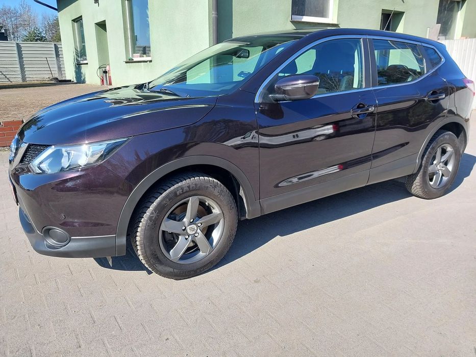 Nissan Qashqai 2016 rok.Śliwkowy metalik. 100% bezwypadkowy.Stan bardzo dobry.
