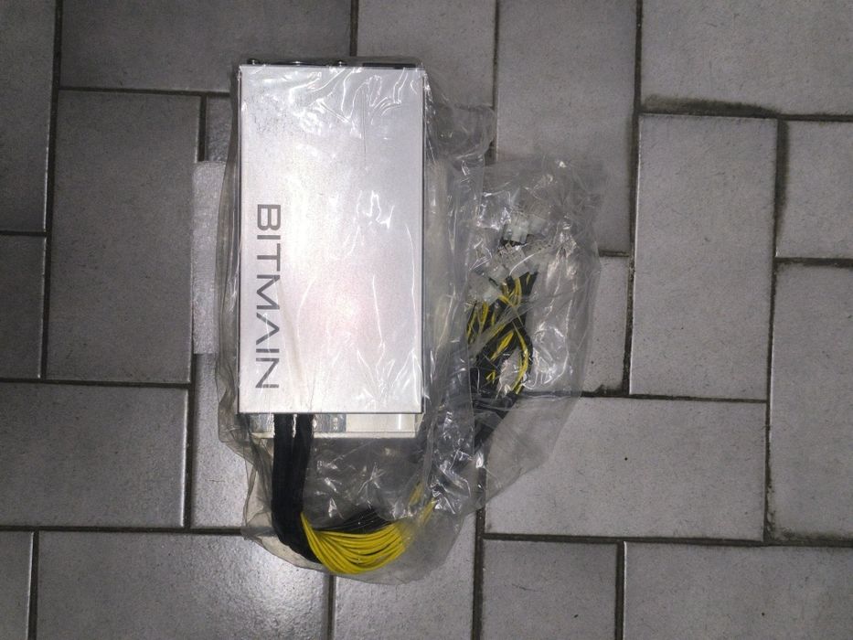 Fonte de Alimentação Bitmain APW3++-12-1600-A3 – NOVA